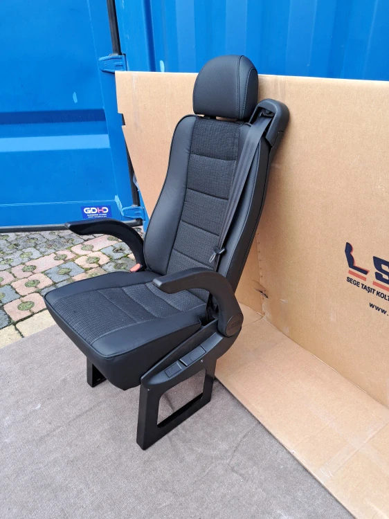 Sedadla ACCESS M1