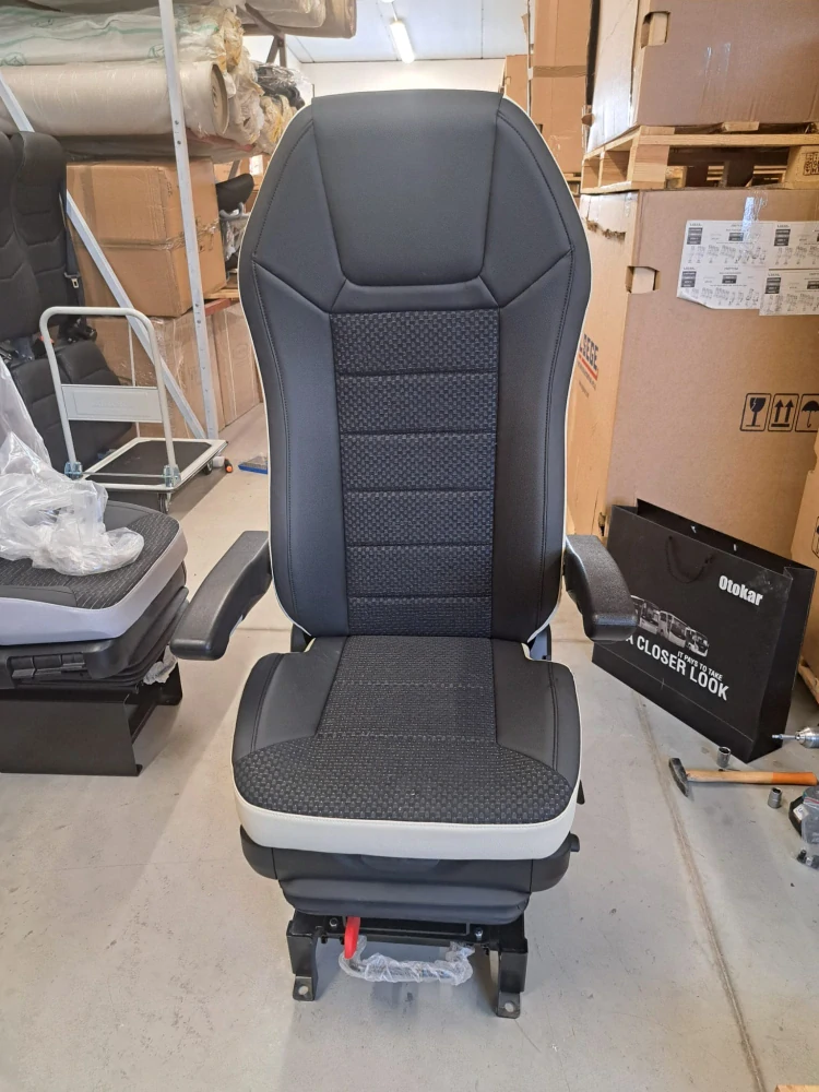 Pilotní sedadla - set pro karavany